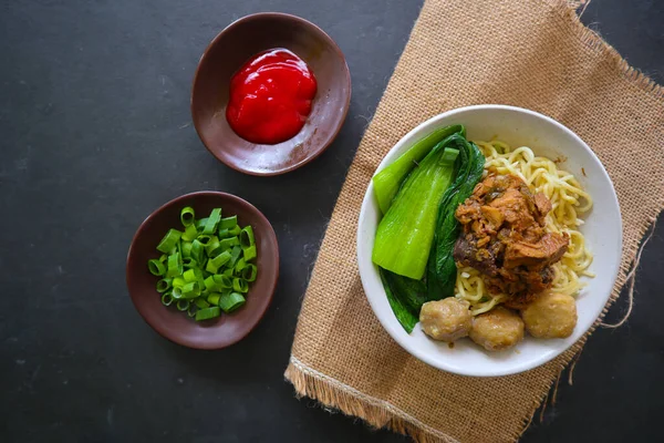 Mie Ayam Noodles Chicken Traditional Food Indonesia Asia Made Noodle — Φωτογραφία Αρχείου