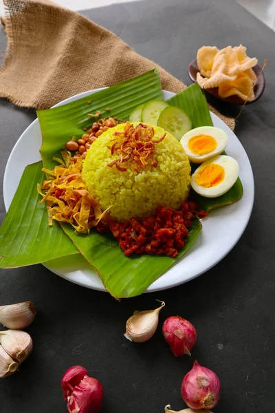 Nasi Kuning Yellow Rice Tumeric Rice Traditional Food Asia Made — Stock Photo, Image