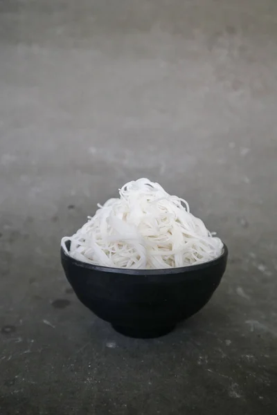 Bihun Vermicelli Macarrão Arroz Cabelo Anjo Isolado Fundo Preto Servido — Fotografia de Stock