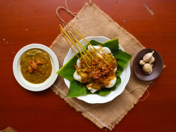 Satay Padang Vagy Satay Padang Csípős Marhahús Padangból Nyugat Szumátrából — Stock Fotó