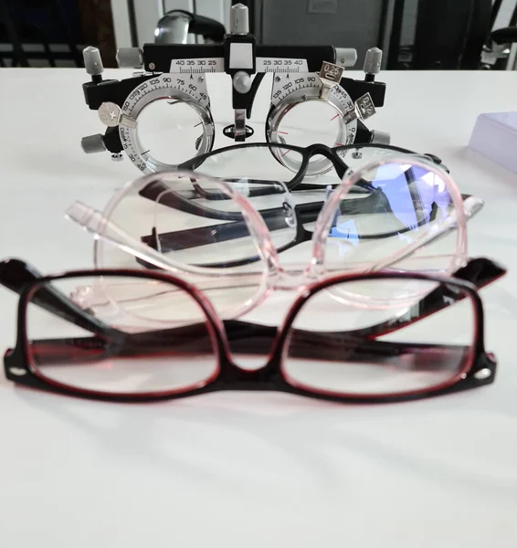 Selectie Van Glazen Voor Zicht Bij Optometrist Corrigerende Bril — Stockfoto