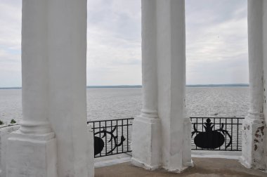 Spaso-Yakovlevsky Manastırı Rostov. Ortodoks erkek manastırı. Nero Gölü. Rusya