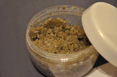 Spa ürünleri. Doğal kozmetik. El yapımı vücut önlüğü. Eko vücut önlüğü ve kozmetik. Biyolojik kozmetik. Kozmetik ürünleri. Doğal ürün.