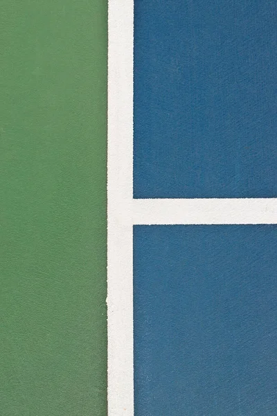 Mavi ve yeşil tenis, raket topu, basketbol, Pickleball sahası sporları ve eğlence konsepti