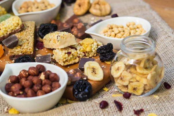 Barras Granola Com Nozes Saudáveis Frutas Secas — Fotografia de Stock