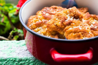 Susamlı şnitzel, tavuk göğsü.