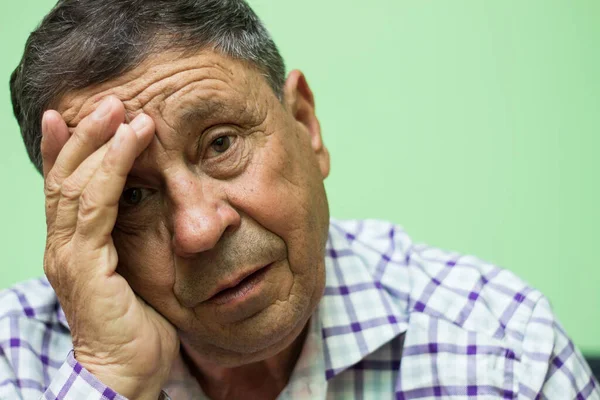 Retrato Hombre Mayor Llorando —  Fotos de Stock