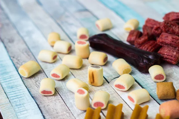 Alimentos Para Animais Estimação Lanches Para Cães Cão Saborosos Biscoitos — Fotografia de Stock