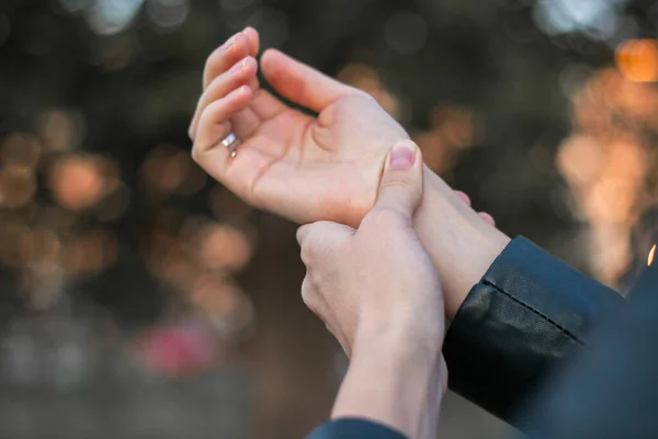 Presta Attenzione Quello Che Dice Polso — Foto Stock