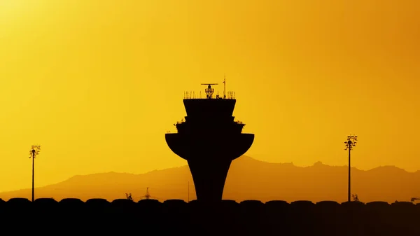 Control tower of Madrid - Barajas airport at sunset. Air Traffic Control — Stock Photo, Image