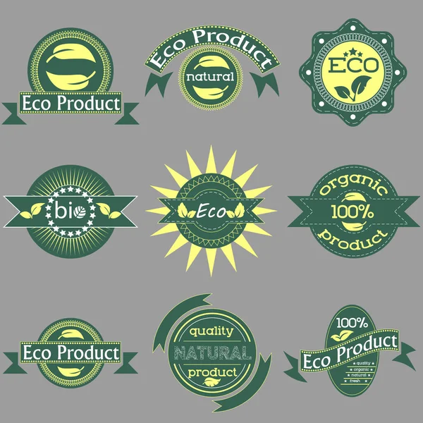 Set Green Labels Badges Leaves Organic Natural Bio Eco Friendly — Image vectorielle