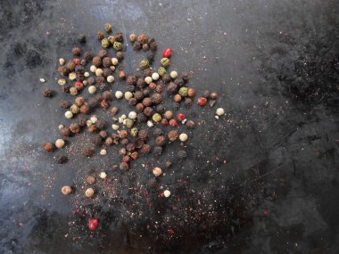 Biber tohumlarını yakından çek.