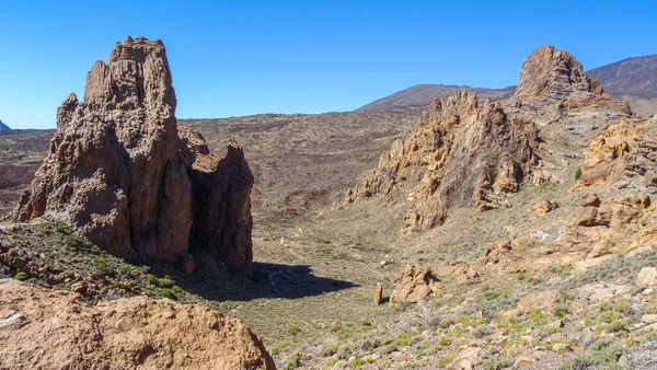 Teide Nationalpark Med Bildandet Roques Garcia Och Blå Himmel Teneriffa — Stockfoto