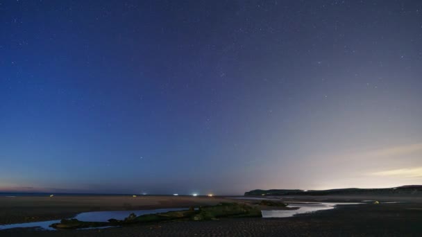 Estrellas Movimiento Cielo Nocturno Chanal Británico Cerca Calais Con Naufragio — Vídeos de Stock