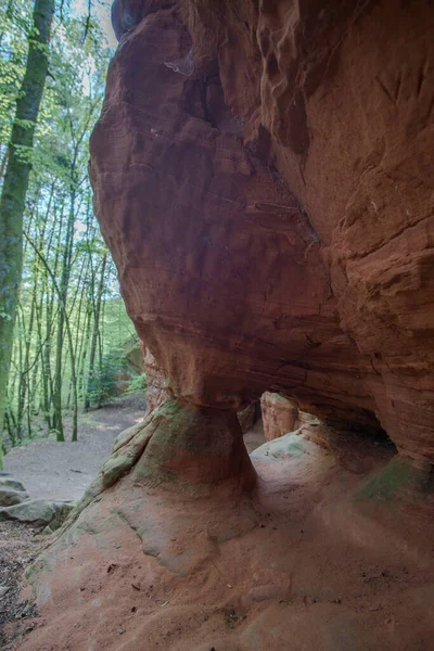 Formación Rocosa Altschlossfelsen Arenisca Roja Bosque Cerca Eppenbrunn Alemania — Foto de Stock