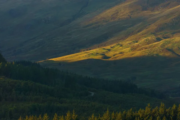 Green Hills Golden Sunlight Loch Lomond Trossachs National Park Inner — Foto de Stock