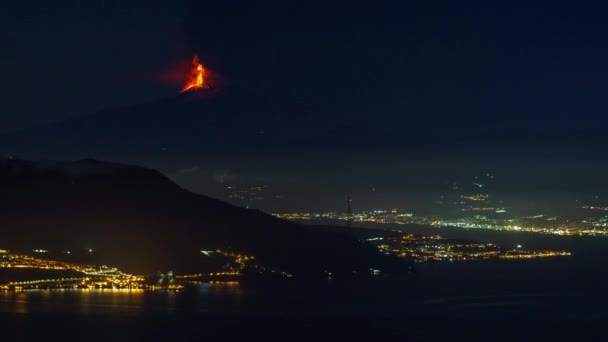 Timelapse Eruption Mount Etna Volcán Night Time Sea City Lights — Vídeo de stock