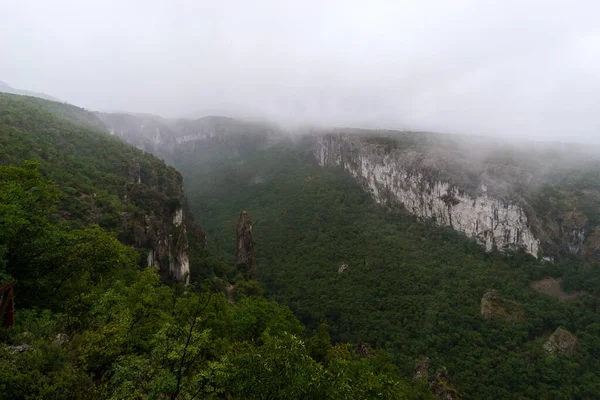 Uitzicht Vela Draga Canyon Tijdens Een Regenachtige Zomerdag Kroatië — Stockfoto