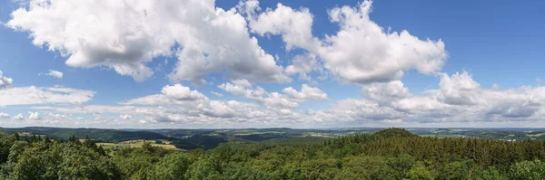 Schöne Sommerlandschaft Der Eifel Vom Aussichtsturm Dietzenley Gerolstein — Stockfoto