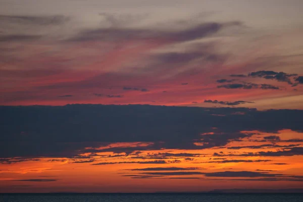 Colorful Dramatic Red Sky Cloud Twilight Sunset Ocean — Foto de Stock