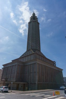 Le Havre, Normandiya, Fransa - 20 Ağustos 2021: St. Joseph Modern Mimarlık Kilisesi