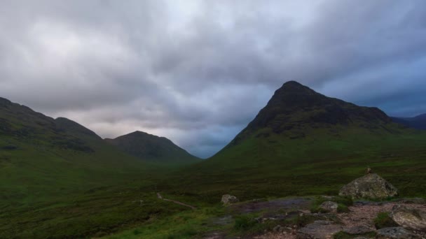 Time Lapse Dark Rainy Evening Glencoe Drops Lens Escocia Reino — Vídeo de stock