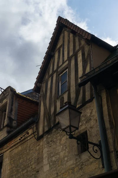 Τυπικό Παλιό Σπίτι Ξύλα Στο Quartier Vaugueux Στην Πόλη Caen — Φωτογραφία Αρχείου