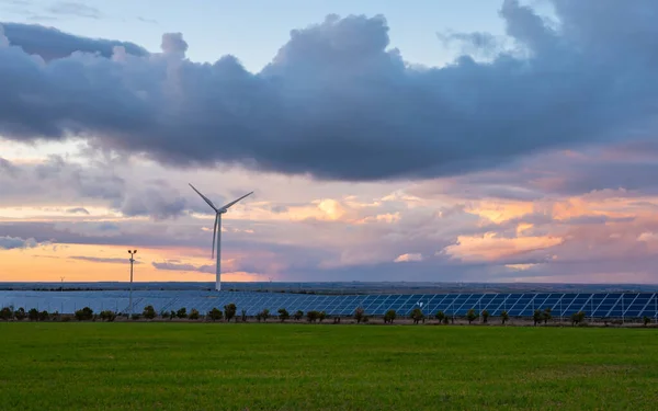 Photovoltaic Wind Plant Sunset Generation Electrical Energy — Stock Photo, Image