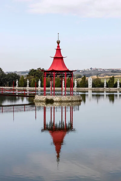 Bir Buda parkının mimarisi. Yüksek kalite fotoğraf