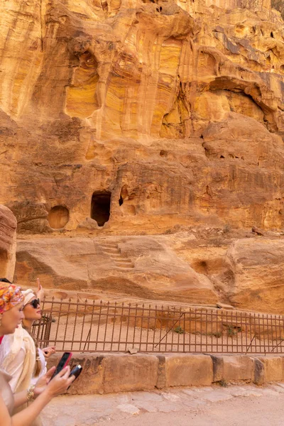 Viajar Entre Rocas Rojas Jordania Petra — Foto de Stock