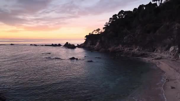 Amazing Sunrise Mediterranean Sea Esculls Canyet Spain Catalonia — Vídeos de Stock