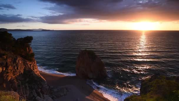 Golden Sunrise Sea Illa Roja Spain Costa Brava — Stock video