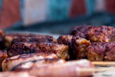 Geleneksel Romen yemeklerine 