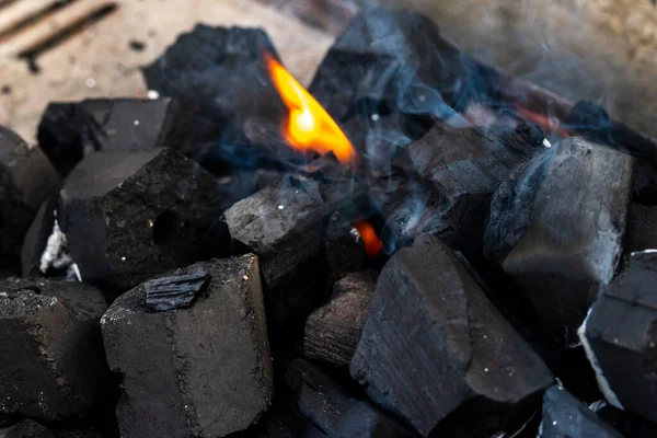 Colpo Ravvicinato Legna Carbone Usato Barbecue — Foto Stock
