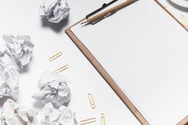 Yaratıcı kriz. Stres kavramı, psikolojik sorun ve fikir yoksunluğu. Düz yatış, üst görünüm