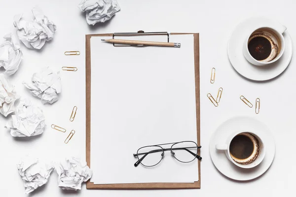 Creatieve crisis. Concept van stress, psychische problemen en gebrek aan ideeën. Vlakke lay, bovenaanzicht — Stockfoto