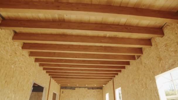 Maison écologique et économique en bois — Video