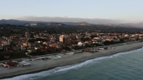 Vista aérea de la costa jónica de Calabria. Ardore Marina — Vídeo de stock