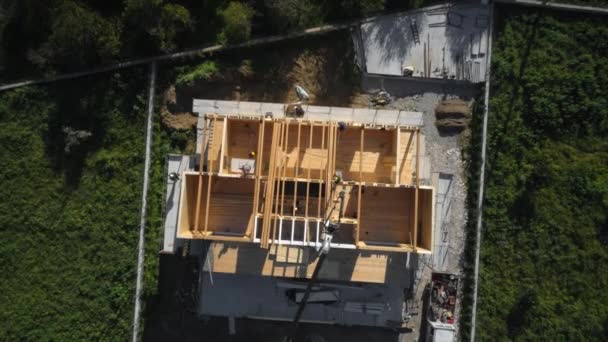 Construction d'une maison en bois laps de temps — Video