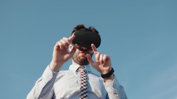 Digitação em realidade virtual de perto — Vídeo de Stock