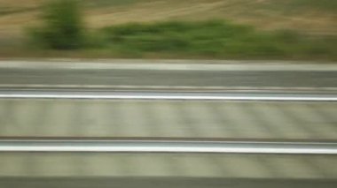 Trenin peyzajda hareket etme zamanı