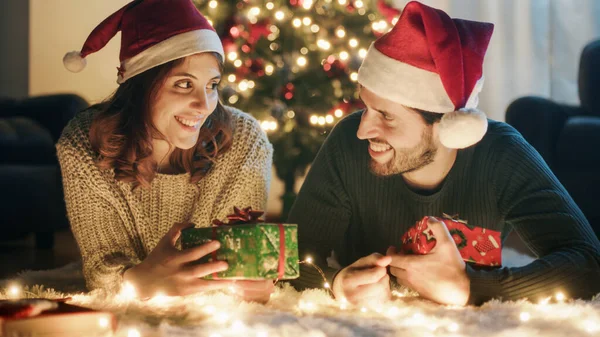 Kilka Wymian Christmas Gift Box — Zdjęcie stockowe