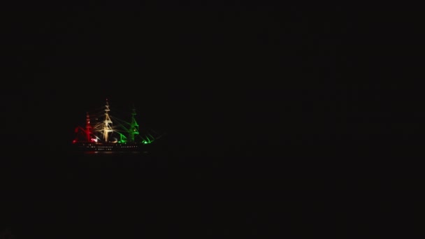 Nocne Ujęcie Żaglowca Amerigo Vespucci Morzu — Wideo stockowe