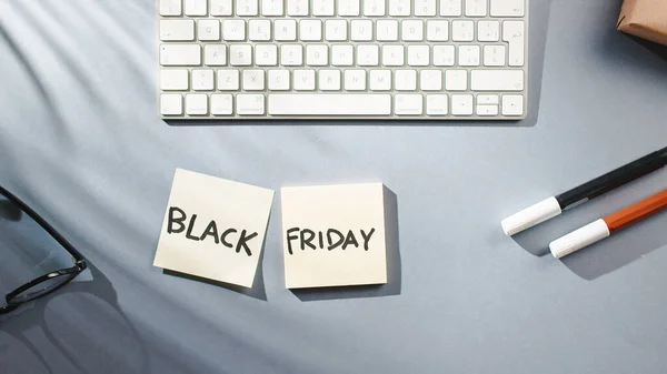 Yellow Post Note Black Friday Day — Stock Photo, Image