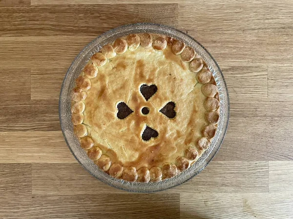 Whole Homemade Baked Crisp Apple Pie Top View Decorated Hearth —  Fotos de Stock