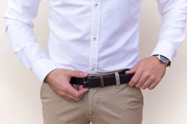 Elegant Man Unrecognizable Brown Belt — Stock Photo, Image