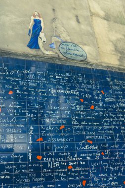 Paris, Fransa 'da seni seviyorum duvarının turistik noktası.