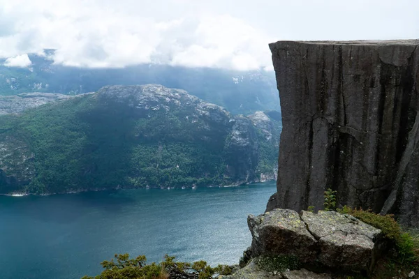 Views Top Preikestollen Lysefjord Sunny Day Clouds — Foto de Stock