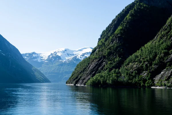 Incredible Scenery Geirangerfjord Very High Mountains Sides Snow Capped Mountains — Stock Fotó