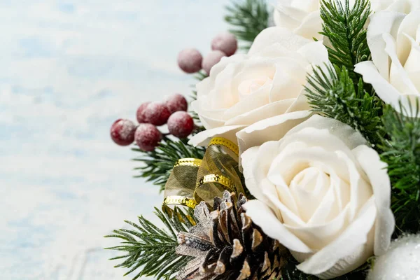 Close Christmas Bouquet Flowers Spruce Snow — Stock Photo, Image